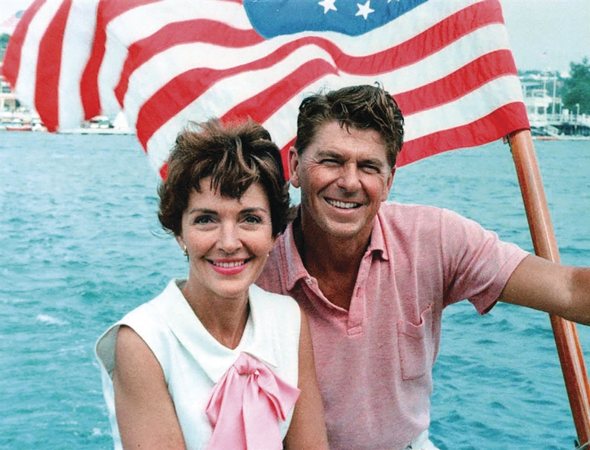 Ronald_Reagan_and_Nancy_Reagan_aboard_a_boat_in_California_1964.jpg