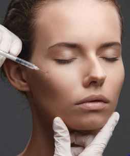 “For injectables, lasers and medical-grade skincare, I am fortunate to be the owner and medical director of DermaCrush. Botox is one of my favorite beauty treatments.” dermacrush.com PHOTOS: BY ALEKSANDR ZAMURUEV/ISTOCK.COM