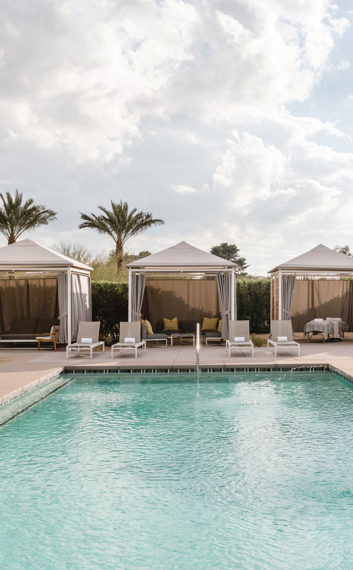 The Andaz Scottsdale Palo Verde Spa & Apothecary pool PHOTO BY STEPHANIE RUSSO
